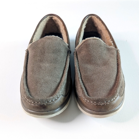 UGG Mascot Slipper Indoor/Outdoor size 9